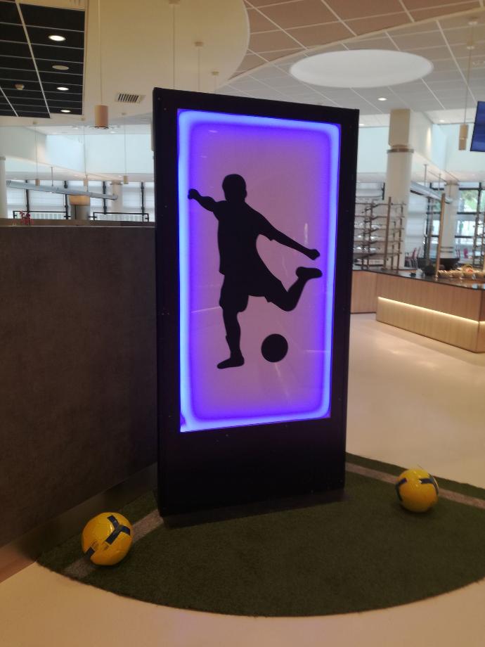 Panneau lumineux footballeur Panneau lumineux footballeur