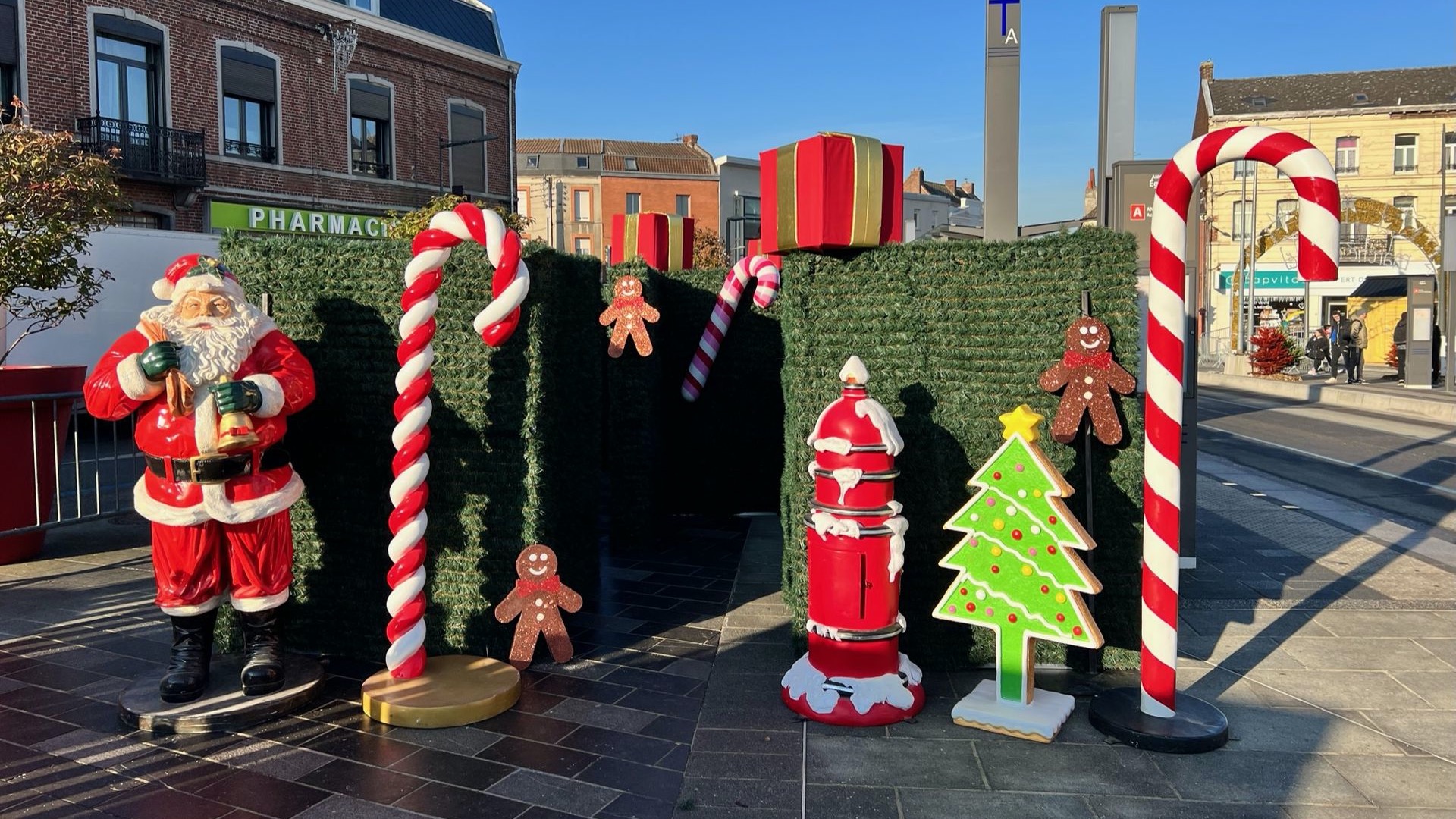 Location décoration événementielle Noël - Labyrinthe de Noël - Libérateur d'idées