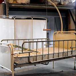 Lit hôpital - location décoration événementielle