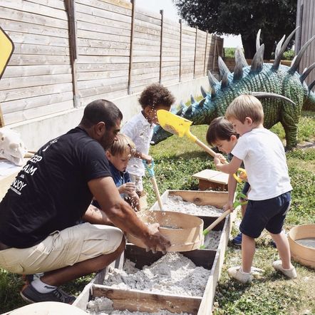 Animation dinosaures - Libérateur d'idées, décoration et animation événementielles Animation dinosaures - Libérateur d'idées, décoration et animation événementielles