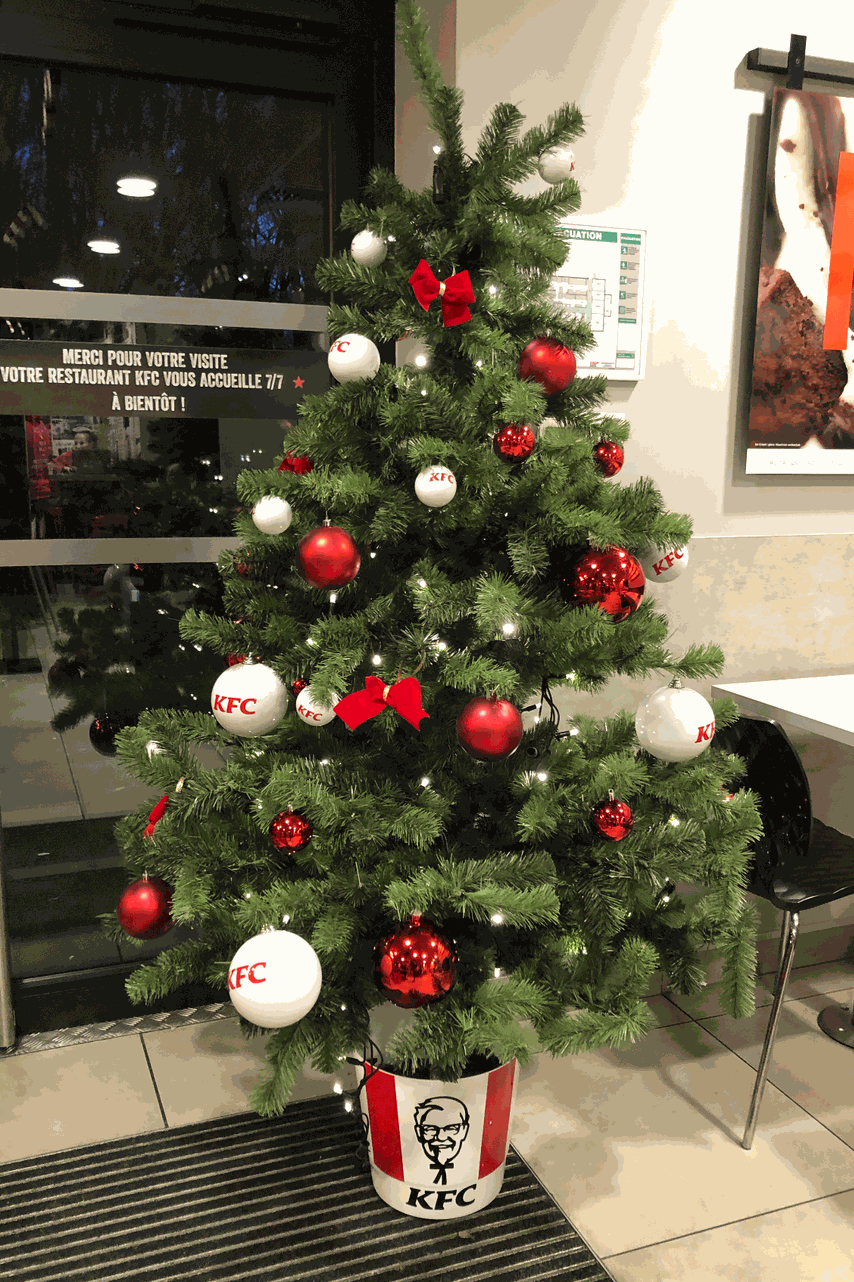 Sapin de Noël personnalisé - Libérateur d'idées, location décoration événementielle lille 