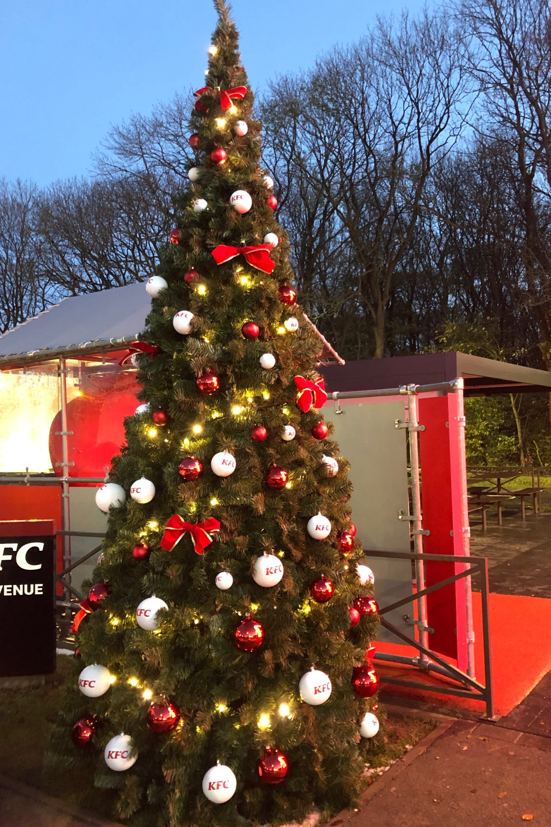 Sapin de Noël personnalisé - Libérateur d'idées, location décoration événementielle lille 