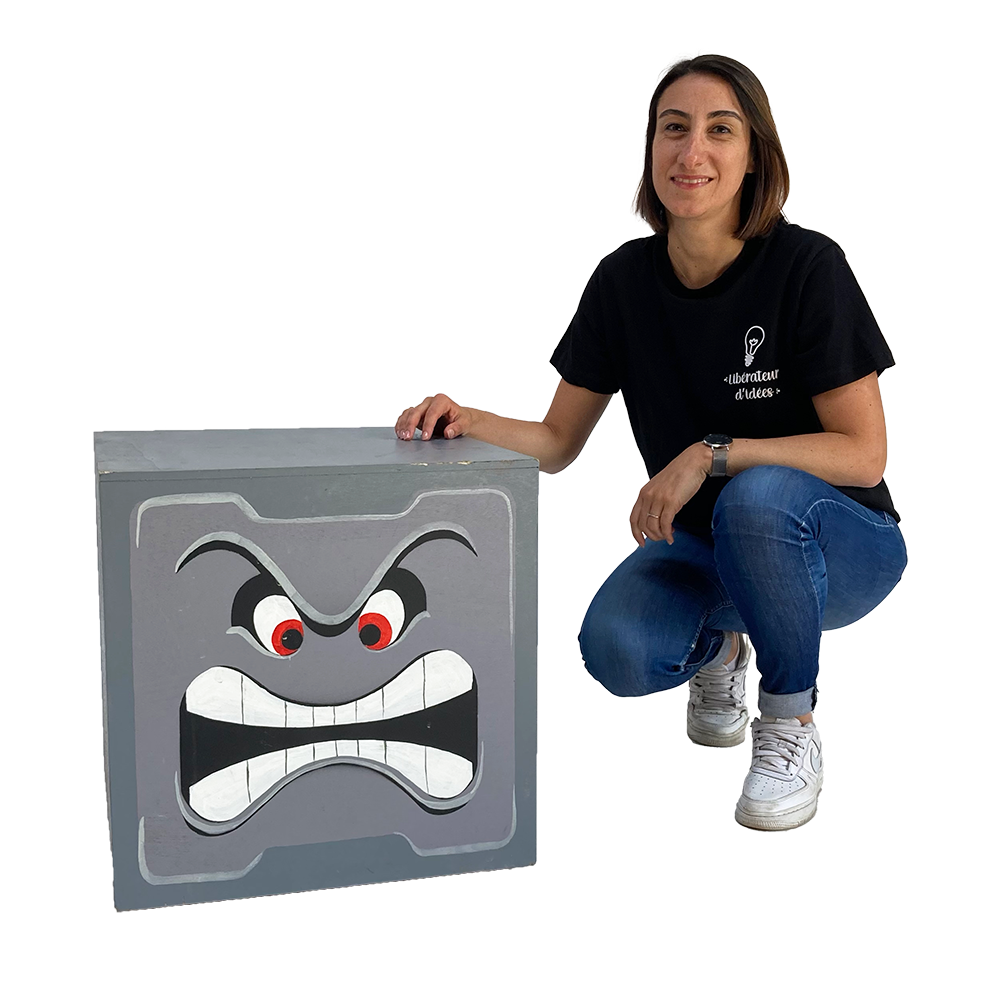 Cube Mario gris - 52cm