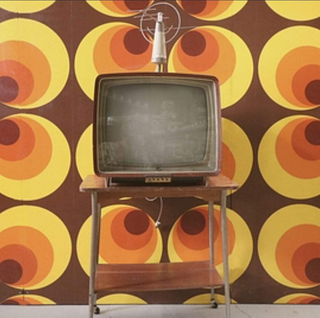 Télévision rétro - 168cm