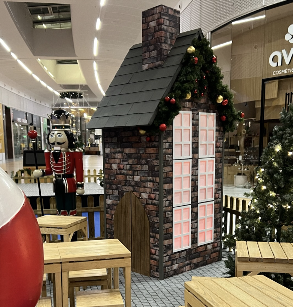 Maison village de Noël - 2,7m