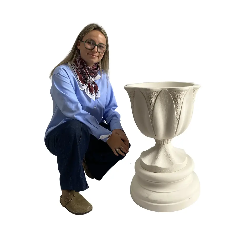 Vase grec pétales sur rehausse - 67cm