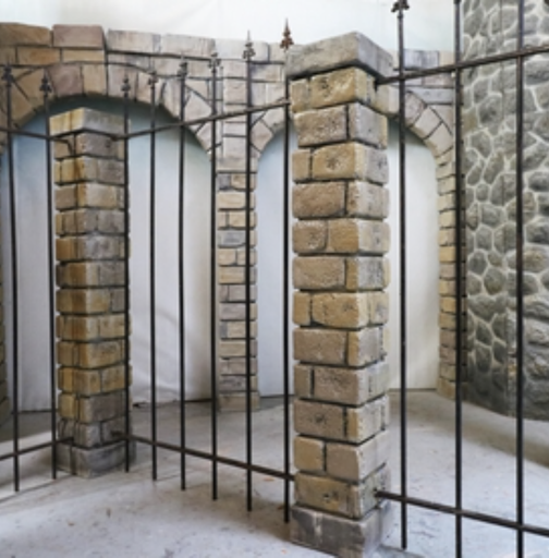 [locmed46] Pilier en pierre - 181cm