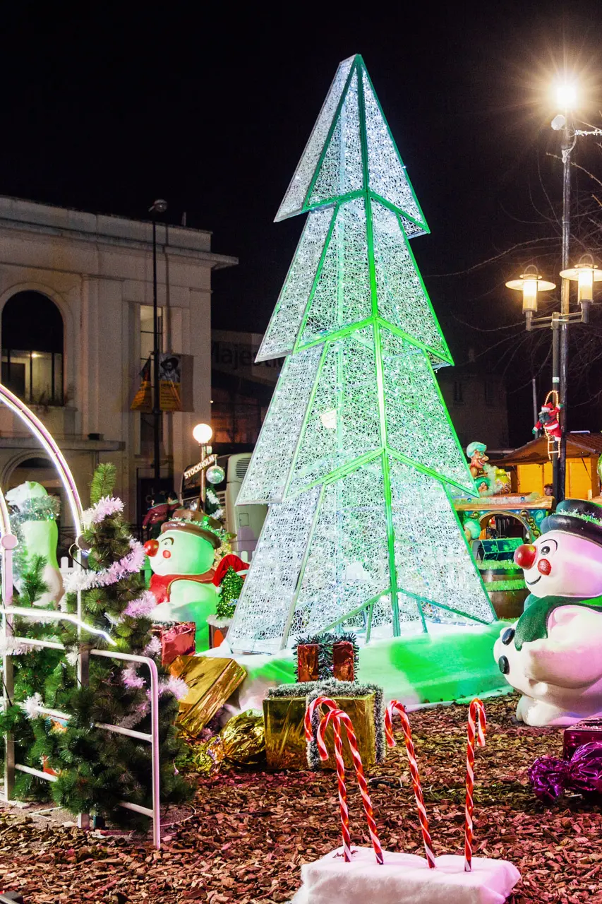 Libérateur d'idées - location décoration événementielle Noël lumineux Libérateur d'idées - location décoration événementielle Noël lumineux