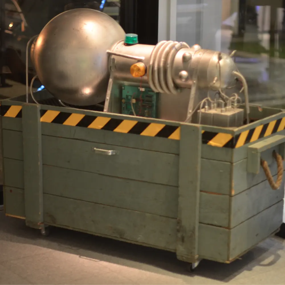 [locsci1] Bombe atomique - 175cm.webp