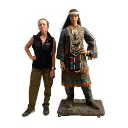 Statue d'indienne debout - 175cm