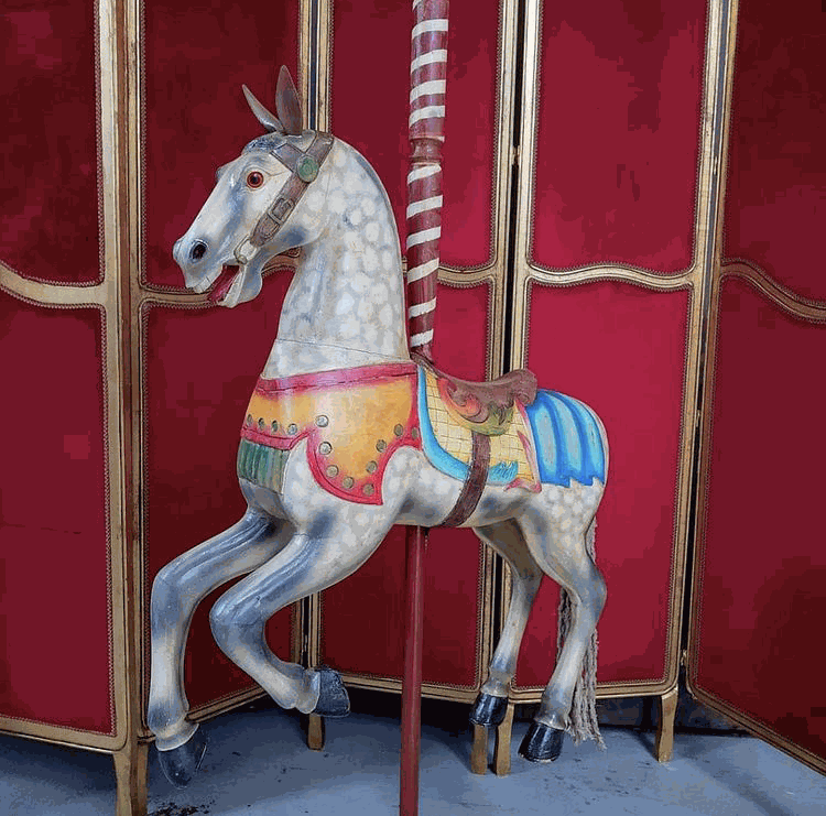Cheval carrousel