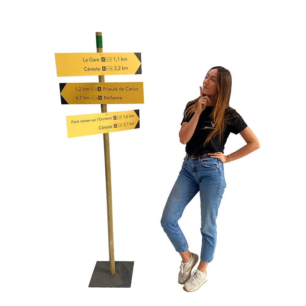 Panneau directionnel randonnée