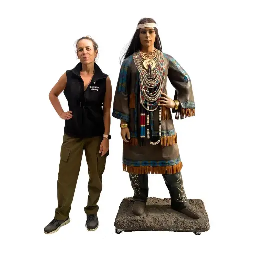 [locfar80] Statue d'indienne debout - 175cm