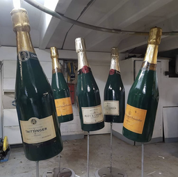[loccas35] Bouteille de Champagne - 200cm