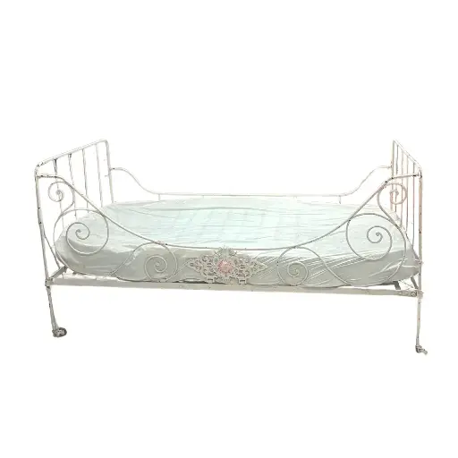 [lochal95] Lit de sorcière