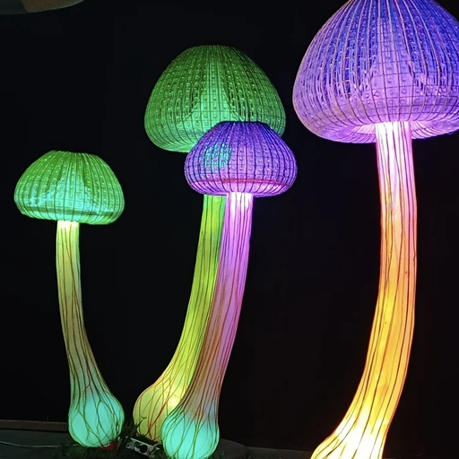 [locfor10] Champignon lumineux - 150 à 160cm